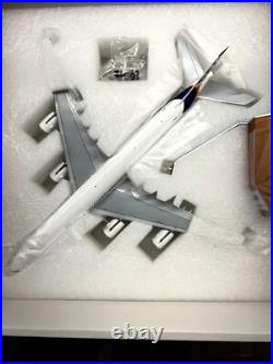 1/200 JCWings A340-500 Color House RegF-WWTE No. XX2864 Diecast Models