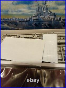 1/350 Trumpeter USS Franklin CV-13 Aircraft Carrier 1944 new open box
