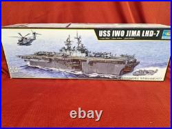1/350 Trumpeter USS Iwo Jima LHD-7 #05615 Started Kit Comes With All Thats Pictu