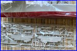 1/350 USS CV-9 Essex aircraft carrier model kit plus PE detail ship & planes