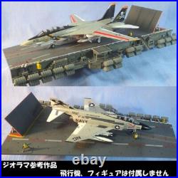 1/72 US Navy Aircraft Carrier Catapult Deck & Catwalk Model Kit No. 4 Japan New