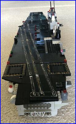 1000 +pcs Mega Bloks ProBuilder Master Series USS Nimitz Aircraft Carrier / Lego
