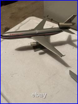 2 Flying Tigers Cargo Boeing 747 & American Md-11 Desk Top Model Airplanes