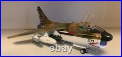 A-7A CORSAIR II U. S NAVY / VIETNAM WAR scale 1/48 PRO-BUILT