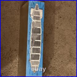 Amt U. S. S. Akron/u. S. S. Macon Flying Aircraft Carriers 1/520 Scale Model Kit Mib