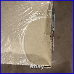 Amt U. S. S. Akron/u. S. S. Macon Flying Aircraft Carriers 1/520 Scale Model Kit Mib