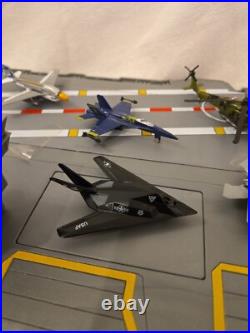 DeckJetz USS Nimitz CVN 68 Model Toy With10 Die-cast Planes 31 In -Read -Rare DeckJetz USS Nimitz CVN 68 Model Toy With10 Die-cast Planes 31 In -Read -Rare
