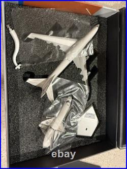 Defective Nasa Sca Endeavors B747 Carrierpatriot Modelsn905na1400limite G3d