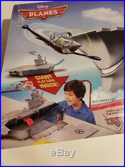 Disney Planes Aircraft Carrier Playset. Store 6 planes. Includes Dusty Crophopper