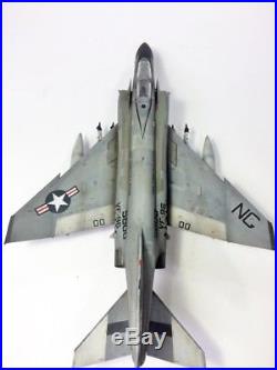 F-4J Phantom II + Aircraft carrier Deck set on 148 148 built and painte