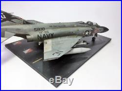 F-4J Phantom II + Aircraft carrier Deck set on 148 built and painted