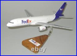 FedEx Express Boeing 757-200F Desk Top Display Wood Jet Model 1/100 SC Airplane