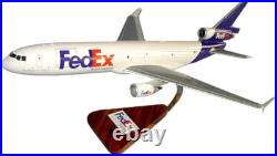 FedEx Express McDonnell Douglas MD-11F Desk Top Display Model 1/100 SC Airplane