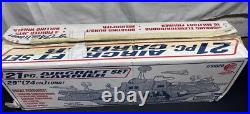 Genuine Vintage American Plastic Toys inc. 21 PC Aircraft Carrier Set? US 102