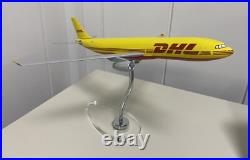 Graphideco DHL Cargo Airbus A330-343 D-AJFK Desk Display Model 1/200 AV Airplane