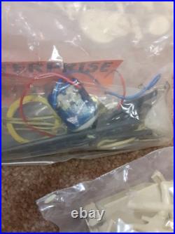 ITC 1961 Ideal toy co- ENTERPRISE NUCLEAR CARRIER UNBUILT MOTORIZED Model Ship
