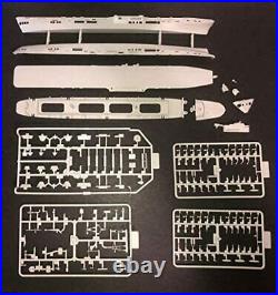 Imperial Hobby Production 1/700 Royal Navy Aircraft Carrier HMS Colossus 1944