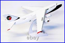 Lupa Maximus Air UAE Antonov AN-124 New Hue UR-ZYD Desk 1/200 Model AV Airplane