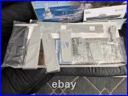 Merit 1/350 Scale USS Yorktown CV-5 Aircraft Carrier Model Kit #65301 Open Box