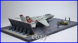 (Pre-Order) Aircraft Carrier Deck diorama /w F-14A & Crews 172 Pro Built Model