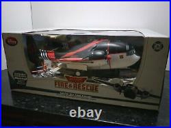 RARE Disney Store Fire & Rescue 22 Cabbie Die Cast Carrier with Exclusive Dusty