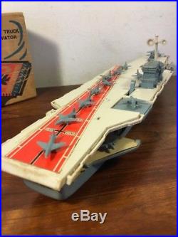 Rare Vintage 1963 Remco Mighty Magee Aircraft Carrier W Box Planes Bombers