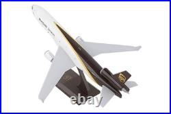 Skymarks SKR1086 UPS McDonnell Douglas MD-11F N821UP Desk Model 1/200 Airplane