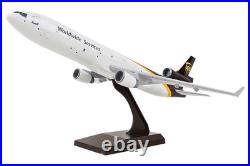 Skymarks SKR1086 UPS McDonnell Douglas MD-11F N821UP Desk Model 1/200 Airplane