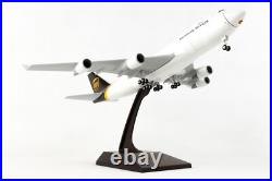 Skymarks SKR1113 UPS Worldwide Services Boeing 747-8F Desk Model 1/200 Airplane