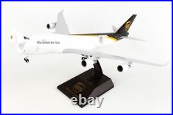 Skymarks SKR1113 UPS Worldwide Services Boeing 747-8F Desk Model 1/200 Airplane