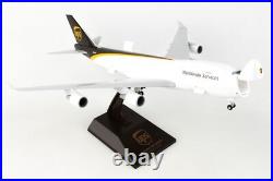 Skymarks SKR1113 UPS Worldwide Services Boeing 747-8F Desk Model 1/200 Airplane