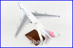 Skymarks SKR1117 China Airlines Cargo 747-400F B-18701 Desk Model 1/200 Airplane
