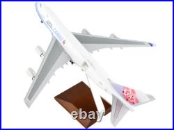 Skymarks SKR1117 China Airlines Cargo 747-400F B-18701 Desk Model 1/200 Airplane