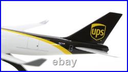 Skymarks SKR484 UPS Boeing 747-400F N570UP Desk Top Display Model 1/200 Airplane