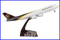 Skymarks SKR979 UPS Boeing 747-8F N606UP Desk Model 1/200 Airplane