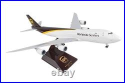 Skymarks SKR979 UPS Boeing 747-8F N606UP Desk Model 1/200 Airplane