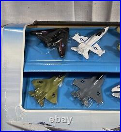 TOY QUEST UNIVERSAL U. S. AIRCRAFT CARRIER 10 PCS Die Cast Metal Fighters