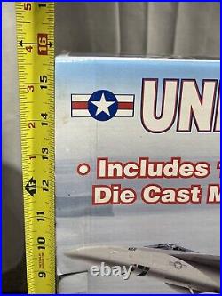 TOY QUEST UNIVERSAL U. S. AIRCRAFT CARRIER 10 PCS Die Cast Metal Fighters