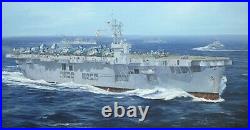 TRUMPETER 1/350 USS CVE26 Sangamon Aircraft Carrier #05369 #5369 New Release