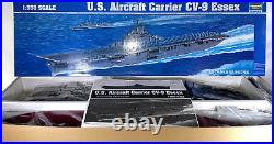 Trumpeter 1/350 Scale U. S. Aircraft Carrier CV-9 Essex Model Kit Detailed 0560