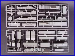 Trumpeter 5604 US Aircraft Carrier Franklin 1944 1/350 Scale Plastic Model Kit