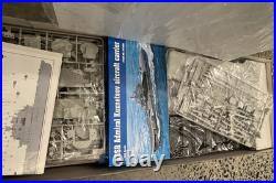 Trumpeter Admiral Kuznetsov 1350 Russian Aircraft Carrier 05606 Model Kit