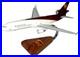 UPS-Parcel-Services-McDonnell-Douglas-MD-11F-Desk-Top-Model-1-144-SC-Airplane-01-qce