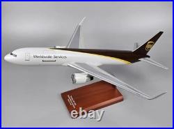 UPS Worldwide Express Boeing 767-300F Desk Top Display Model 1/100 SC Airplane