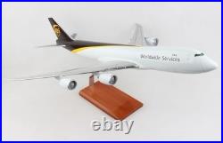 UPS Worldwide Services Boeing 747-8F Desk Top Display Model 1/100 SC Airplane