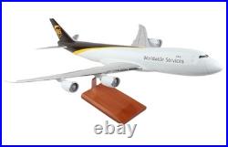 UPS Worldwide Services Boeing 747-8F Desk Top Display Model 1/100 SC Airplane