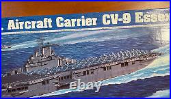 US Aircraft Carrier CV-Essex Trumpeter 1/350 scale Unassembled Ship Kit#05602