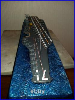 USS CVN 71 Theodore Roosevelt aircraft carrier Nimitz class with diorama 1700