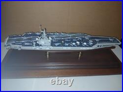 USS Ronald Reagan CV-76 Aircraft Carrier Model Ship In Glass Display 1/700 USS Ronald Reagan CV-76 Aircraft Carrier Model Ship In Glass Display 1/700