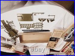 Vintage Aurora #311 M8e2 Weapons Carrier #ground Support War Head Model Kit